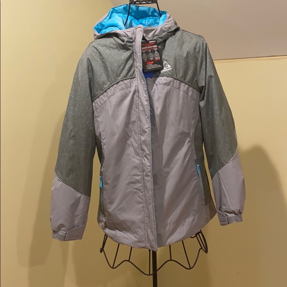 blue and gray jacket